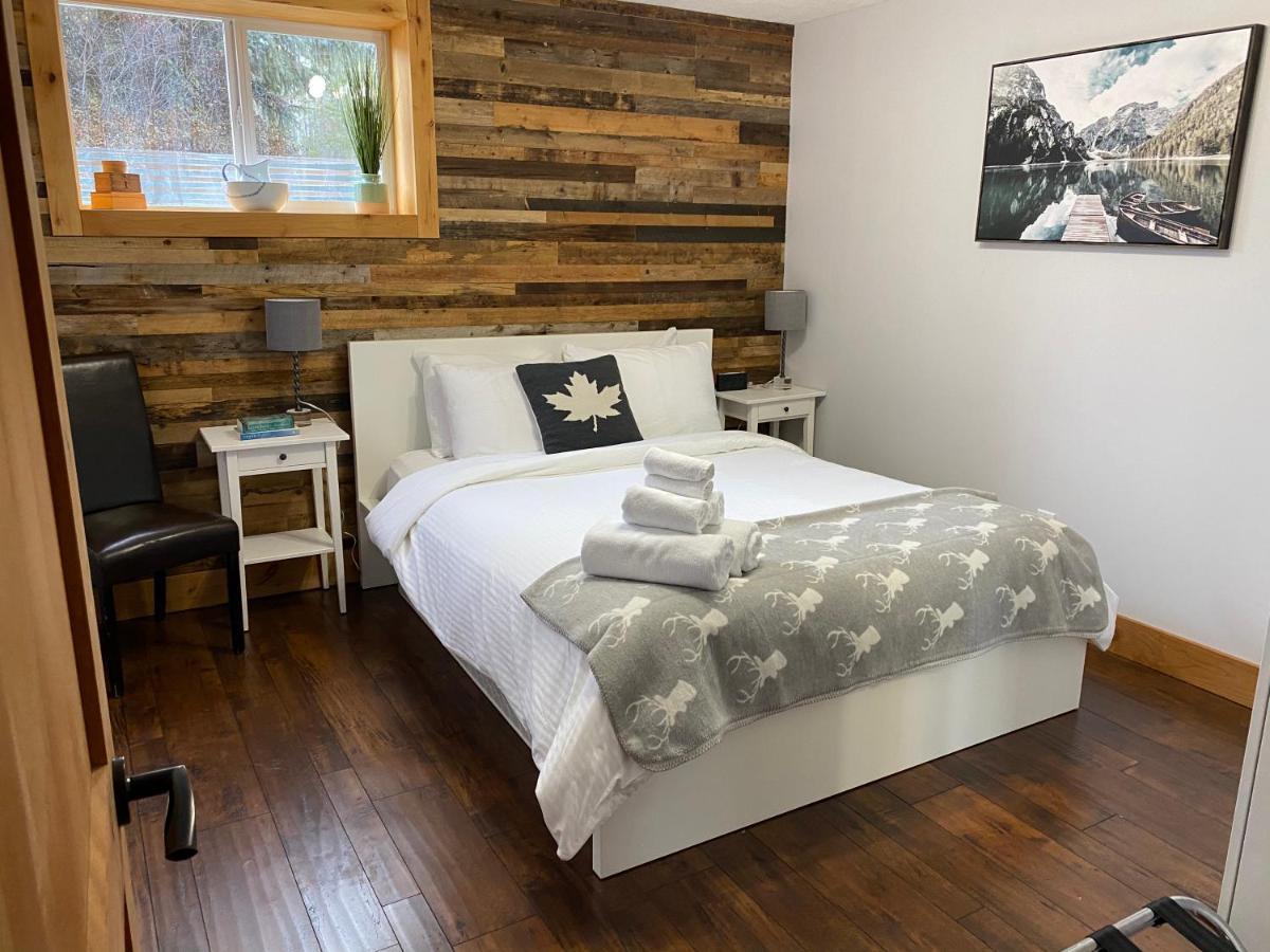 Journey'S End - 2 Bed 1 Bath Suite 골든 외부 사진